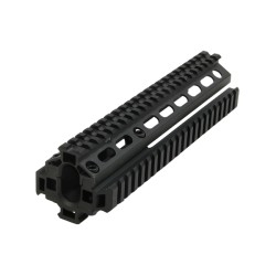 SKS – Astina con 4 rail picatinny