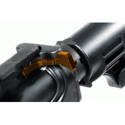 EXTENDED TACTICAL CHARGING HANDLE